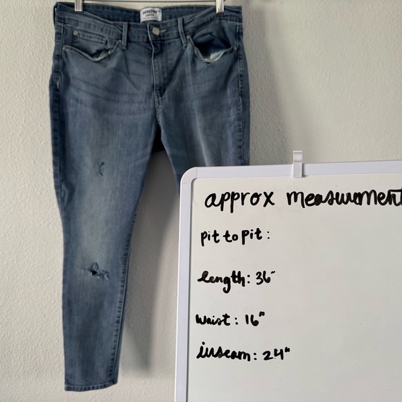 Levi’s Mid Rise Skinny Jeans Distressed Denizen Crop Short Sz 14 Light/med Wash - Picture 13 of 13